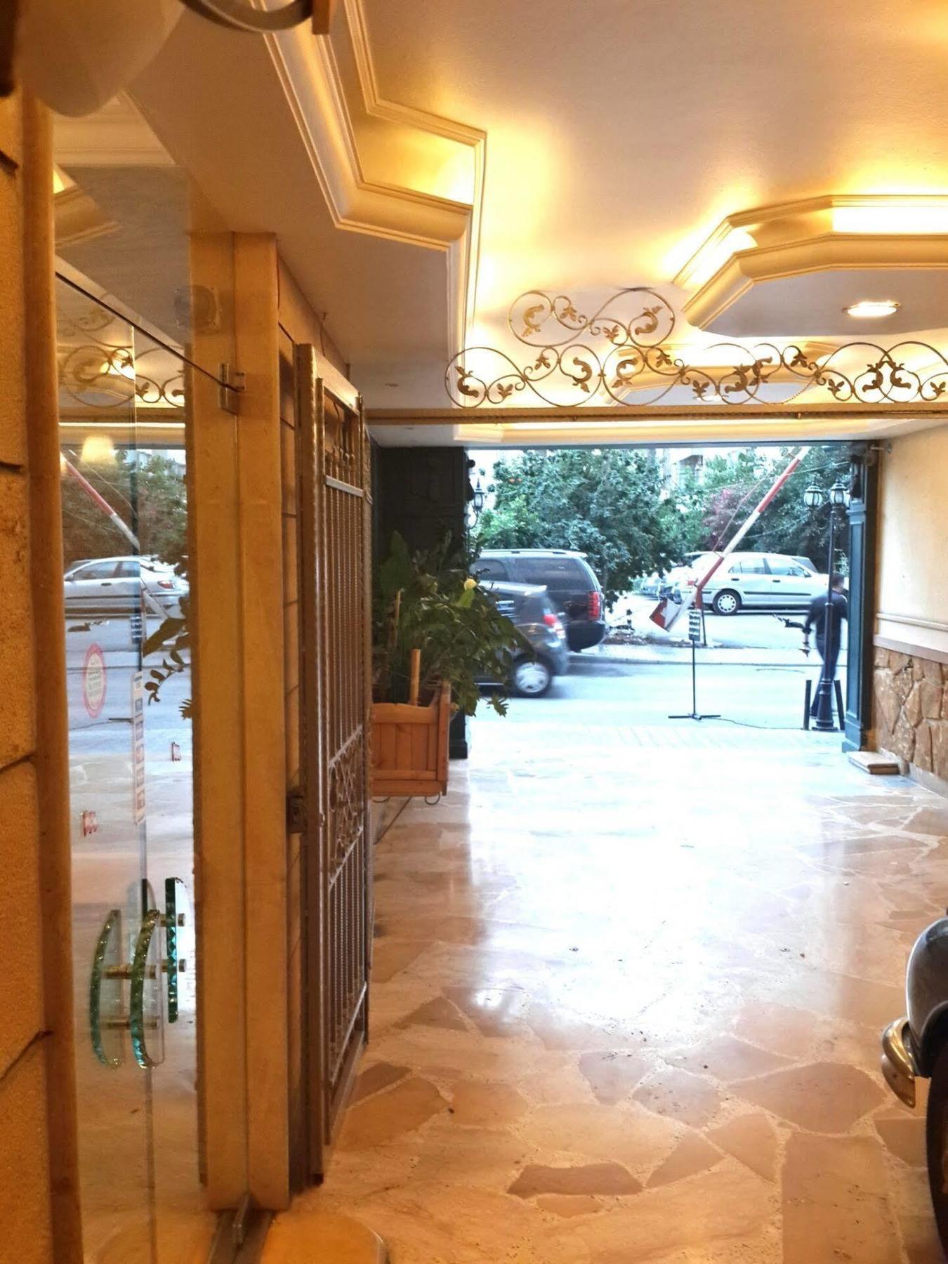 Viccini Suites Beirut Exterior foto