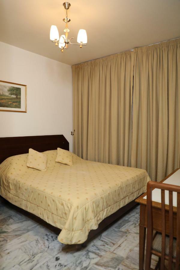Viccini Suites Beirut Exterior foto